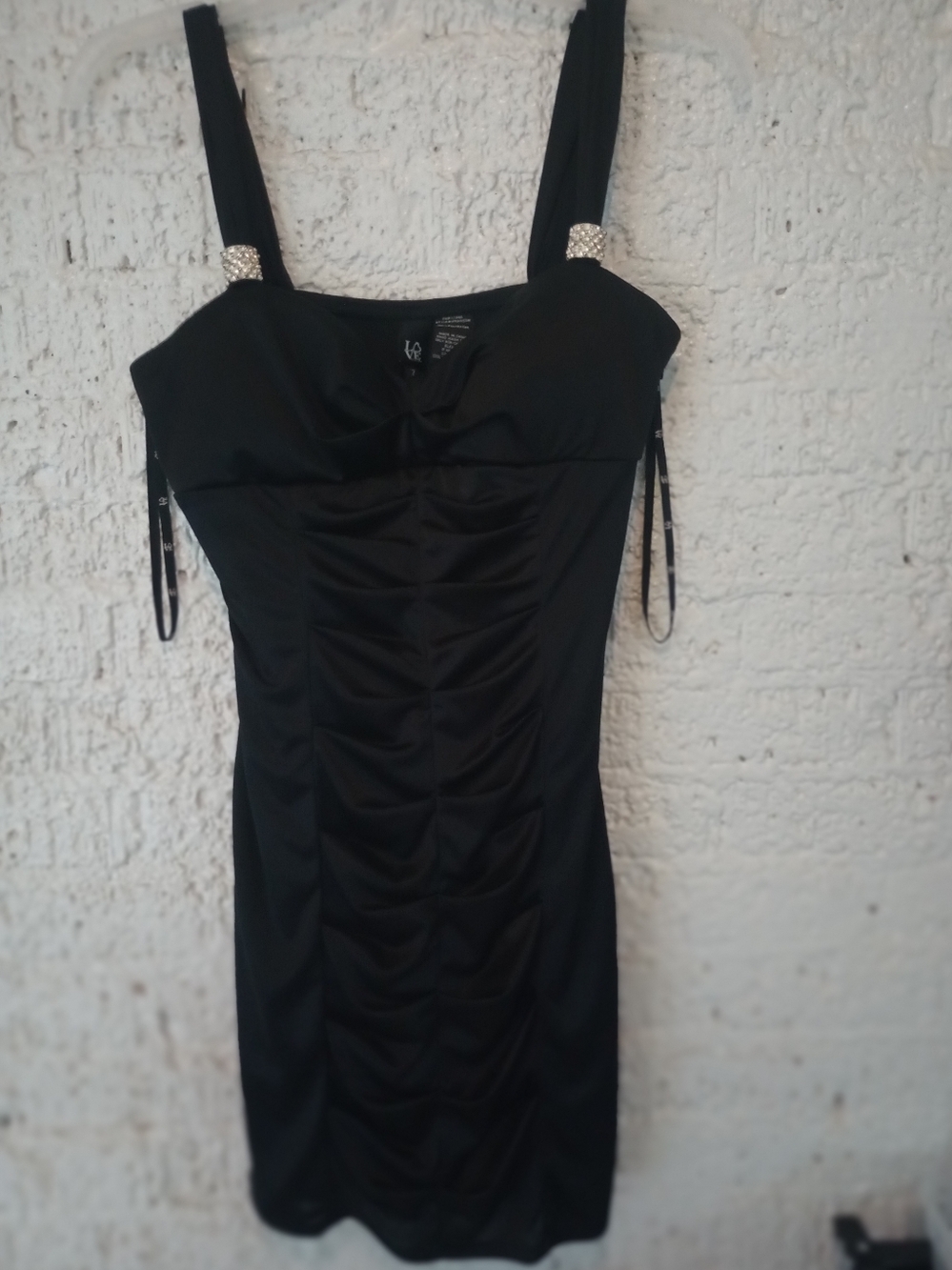 Classic Black Ruched Bodycon Dress - Elegant Evening Style